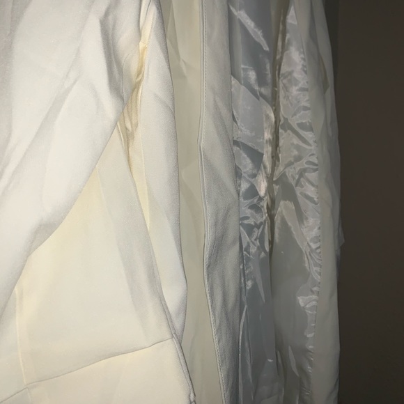 Blazer - Picture 2 of 2